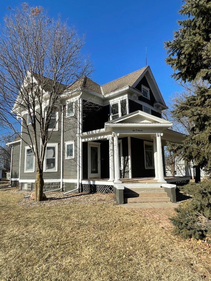 Old Town Inn Sioux Center Екстериор снимка