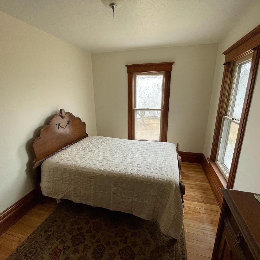 Old Town Inn Sioux Center Екстериор снимка