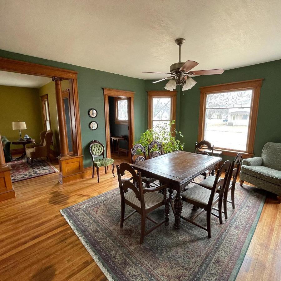 Old Town Inn Sioux Center Екстериор снимка