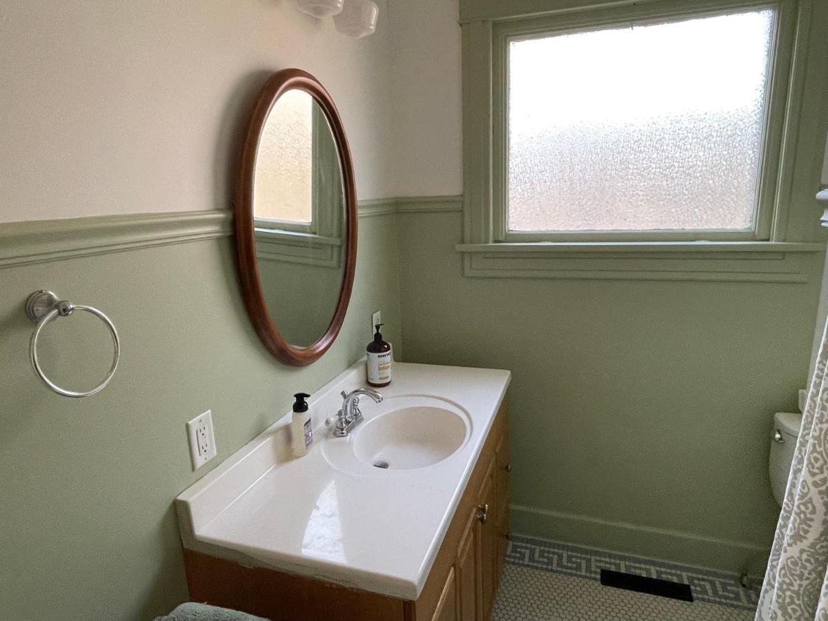 Old Town Inn Sioux Center Екстериор снимка