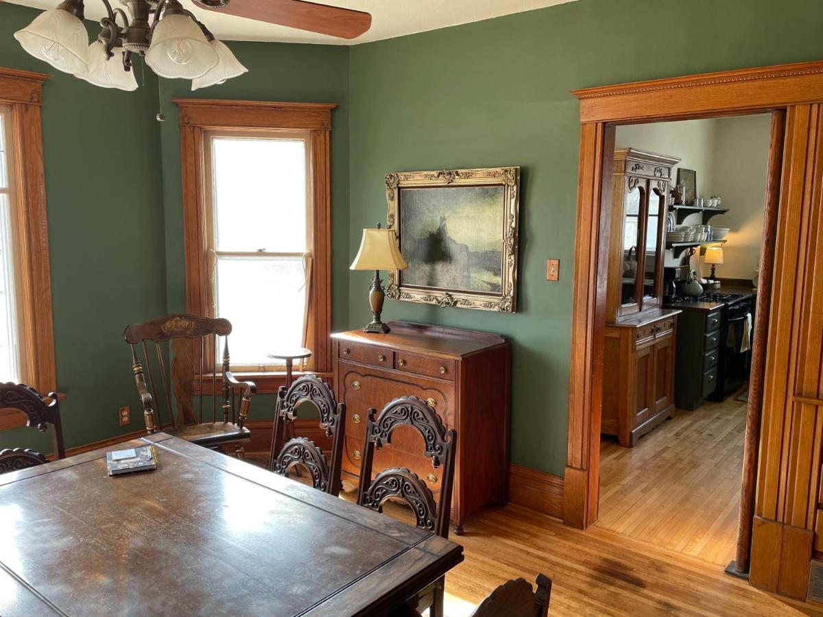 Old Town Inn Sioux Center Екстериор снимка
