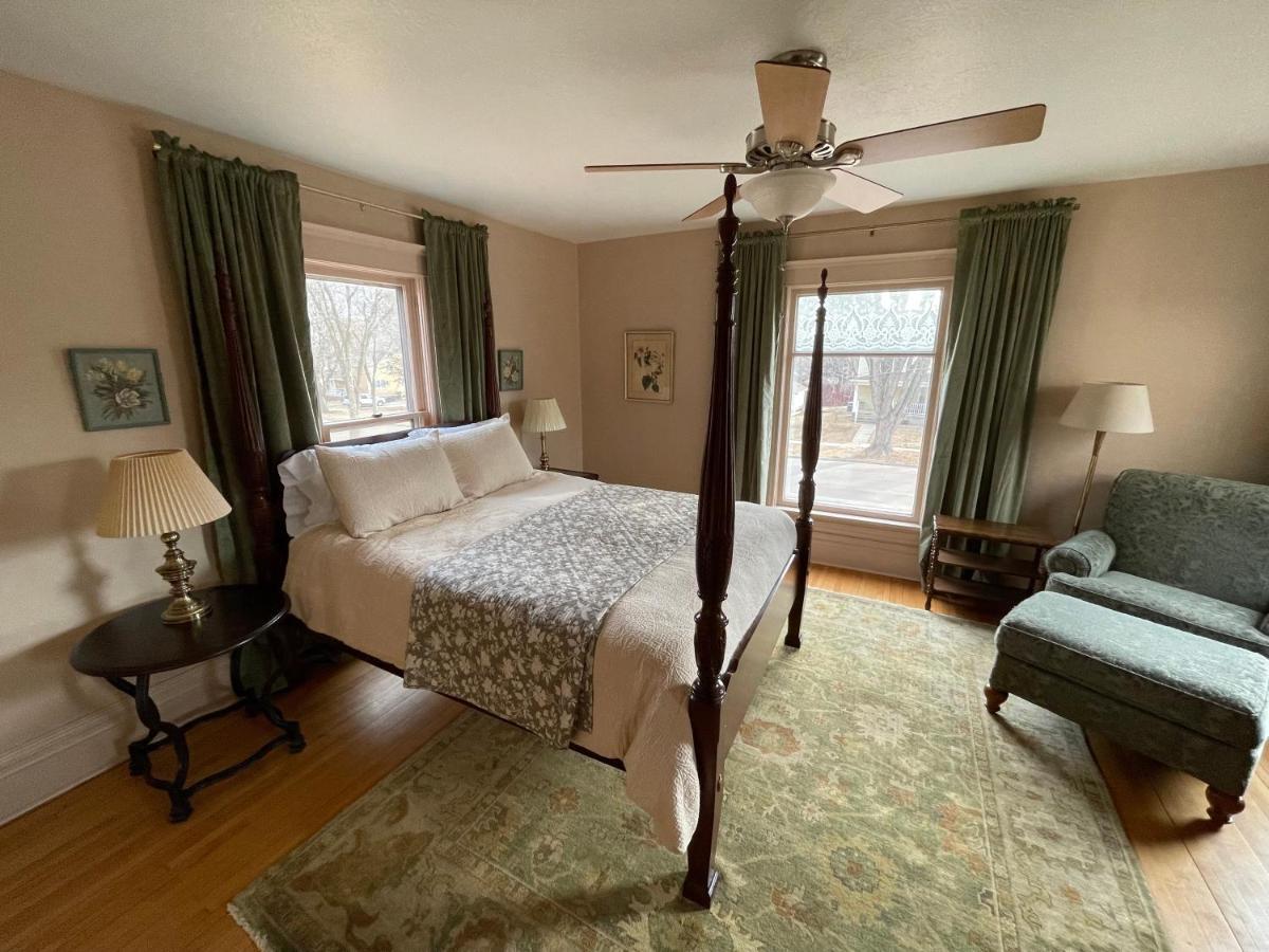 Old Town Inn Sioux Center Екстериор снимка